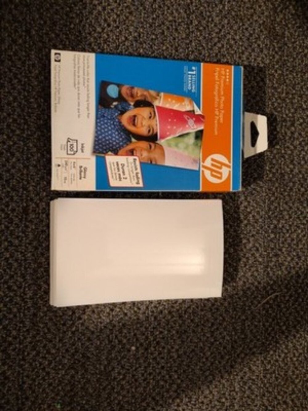HP Premium Glossy Photo Paper 4x6 in 240gsm Q1990A Inkjet 69 Sheets Left